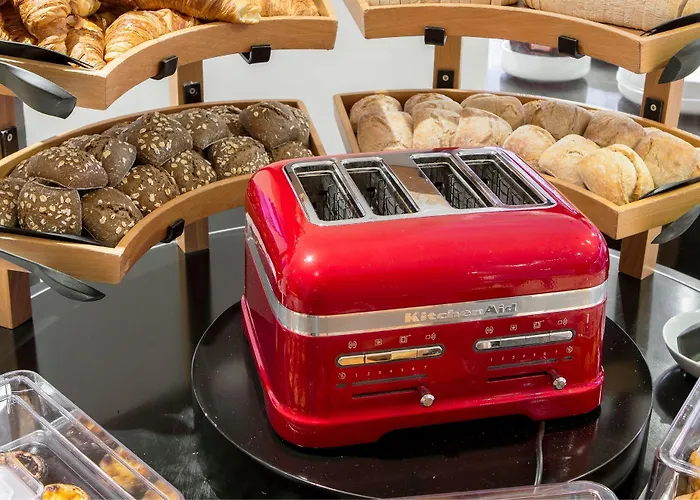 Hotel Lisboa Aeroporto 3*