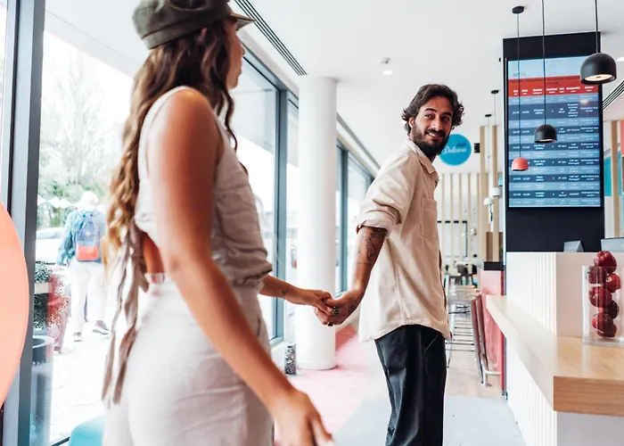 Hotel Lisboa Aeroporto 3*